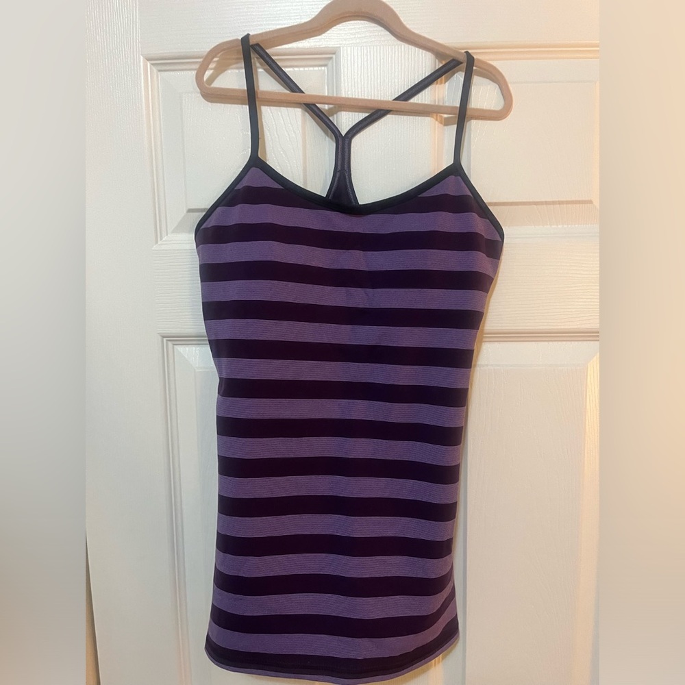 Lululemon size 8- like new